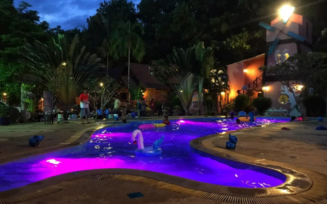 Boom Boom Resort