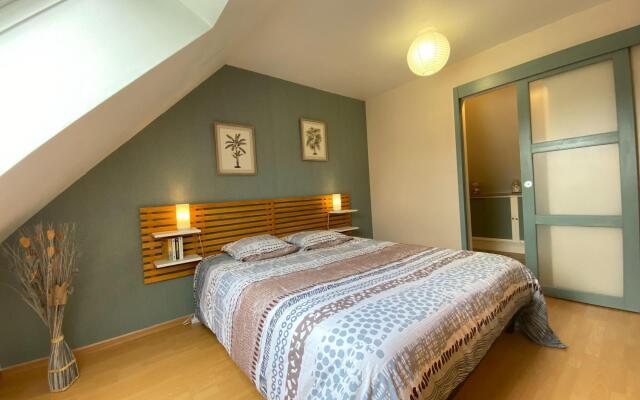 Holiday Home in Normandy Near Sandy Beaches