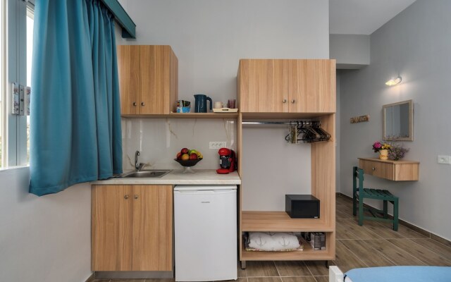 Laconia Domus - Plytra