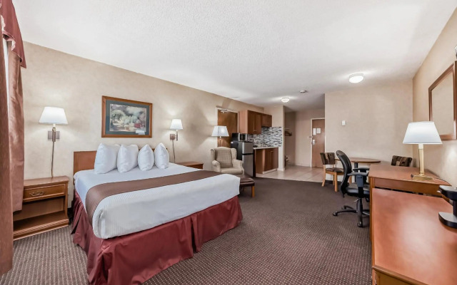 Stony Plain Inn and Suites