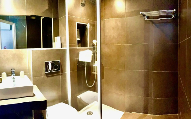 Hotel Kyriad Vichy Spa Cinq Mondes