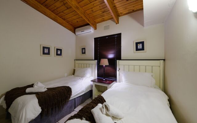 San Lameer Villa Rentals 3117