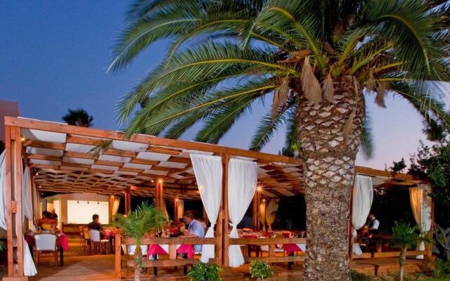 Sun Palace Hotel Resort & Spa
