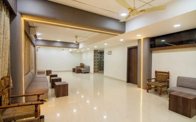 Treebo Petals Banquet & Suites - Kolkata
