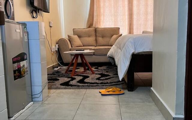 Lux Suites Cavendish Studio Apartments