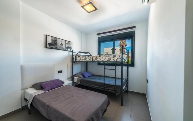 Oasis Beach F 3003