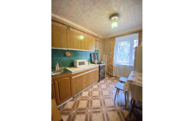 Po sutkam 33 on Stroiteley avenue 46
