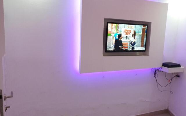 Avshalom Holiday Apartments