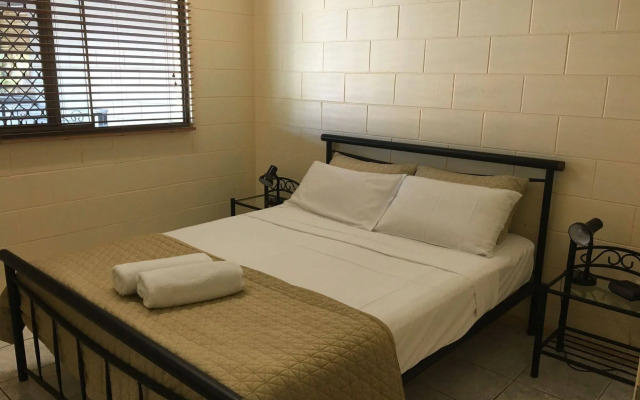 Whitsunday Waterfront Apartments