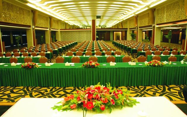 Dongguang Richwood Garden Hotel