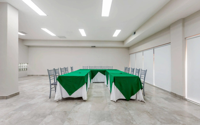 Quality Inn Piedras Negras