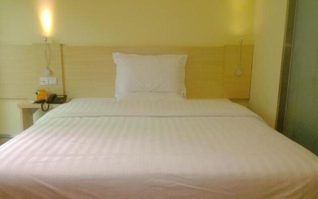 7 Days Inn Shangqiu Xiayi Kongzu Avenue Branch