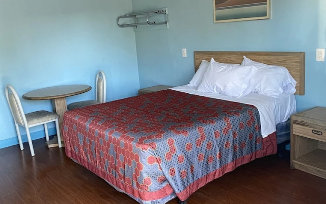 Chester Inn Motel - Near Adventure City