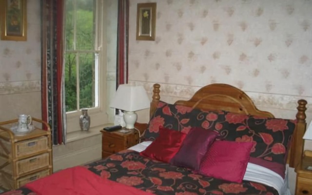 Brynhonddu Country House B&B