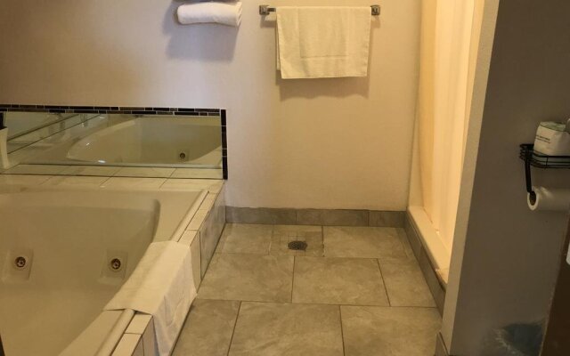 OYO Hotel Chesaning Route 52 & Hwy 57