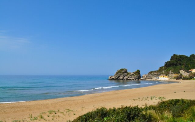 Apartments With Swimming Pool and Sea View - Pelekas Beach, Corfu