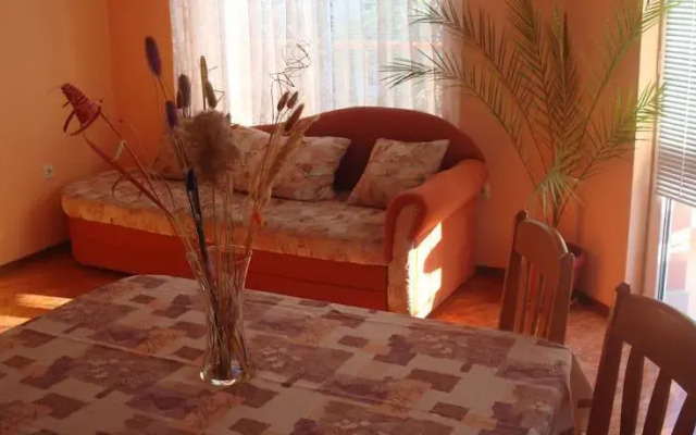 Evgenia Apartment
