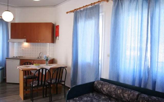 Hotel Koukouras-Lia Apartments