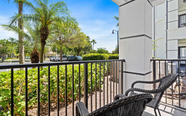 Renovated Condo by Convention Center & I-drive