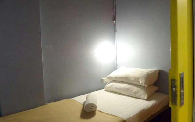 2230 Hostel
