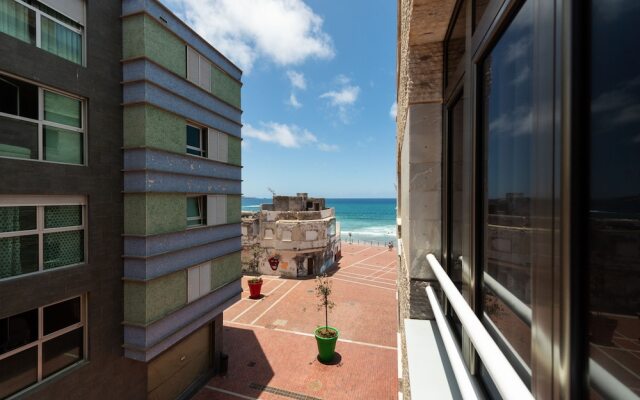 Surf Beach Canteras And Parking And Wifi
