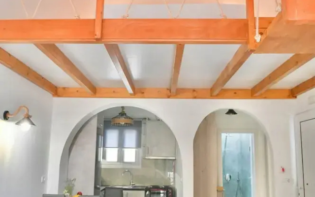 Serenite 2 Bd Santorini Getaway with Sea View