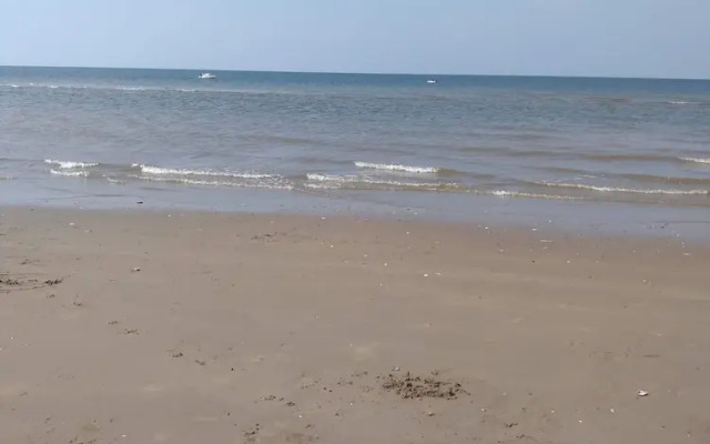 2 Bedroom 6 Berth Caravan With Decking