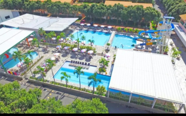 265 diRoma Fiori lazer, água quente e diversão