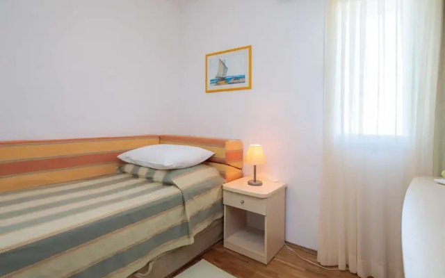 Apartment Oaza - Three Bedroom Apartment With Terrace and Sea View