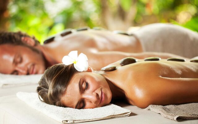 Add Plus Hotel & Spa