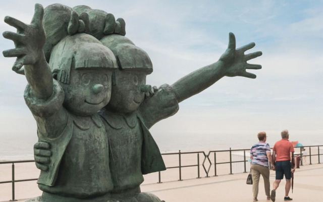 Studio Retreat With Sunny Terrace