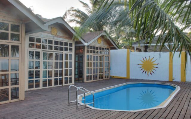 Aryans Hotel