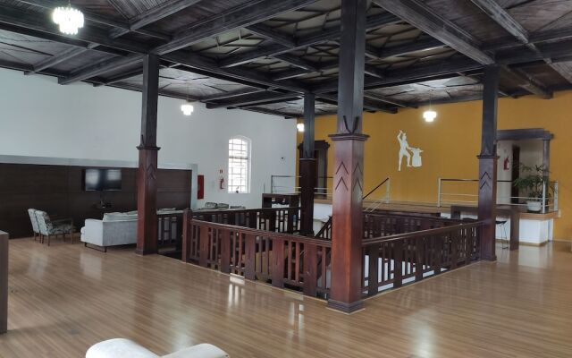 Hara Palace Hotel