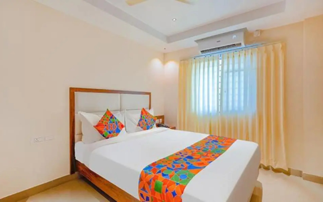 Fabhotel Phoenix Brookfield