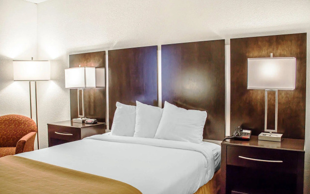 Baymont by Wyndham Scranton Dunmore