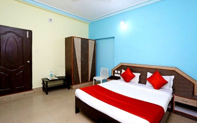 Goroomgo Dittu Holiday Inn Puri