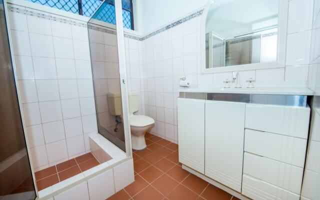 Shoal Bay Avenue Unit 7