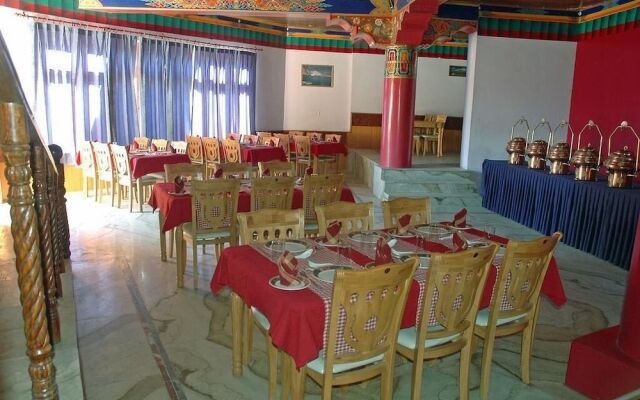 Cho Palace