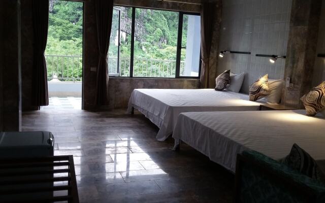 Limestone Boutique Hotel