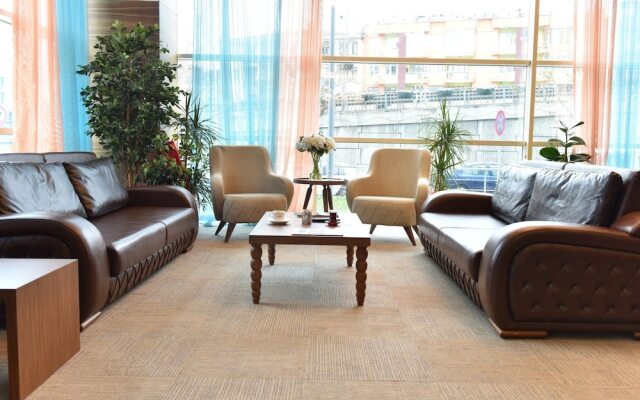 Ozgobek Ronesans Hotel De Luxe