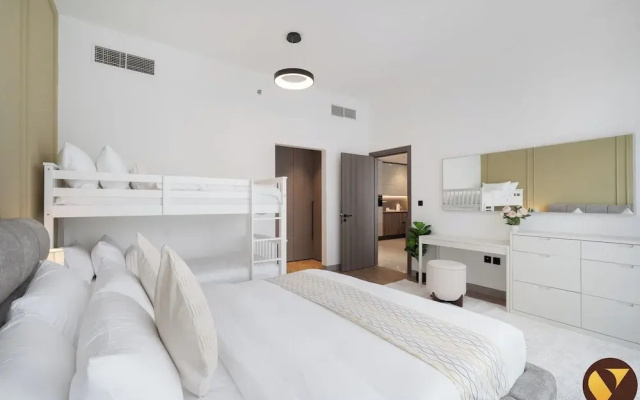 Vogue | Royal Regency Business Bay near Downtown