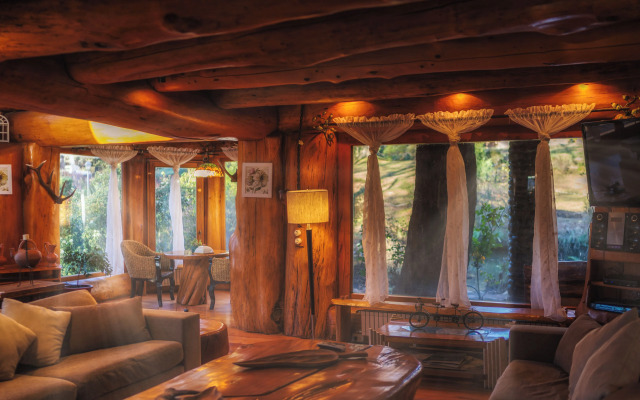 Rotui Luxury Village