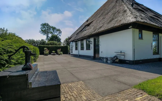 Spacious Group Getaway in Heiloo