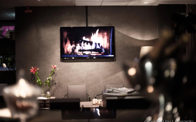 Best Western Hotel River C