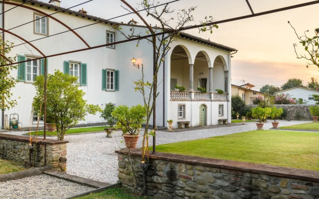 Villa Antica in Lucca