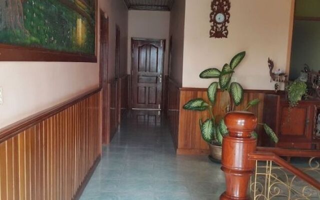 Damnak Kunthea Villa