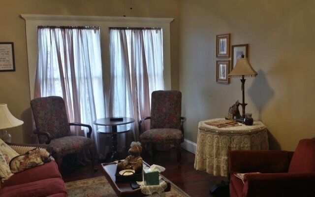 Swann Hotel Bed & Breakfast