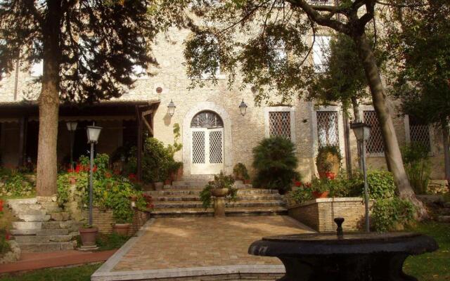 Hotel Il Cavalier D'Arpino