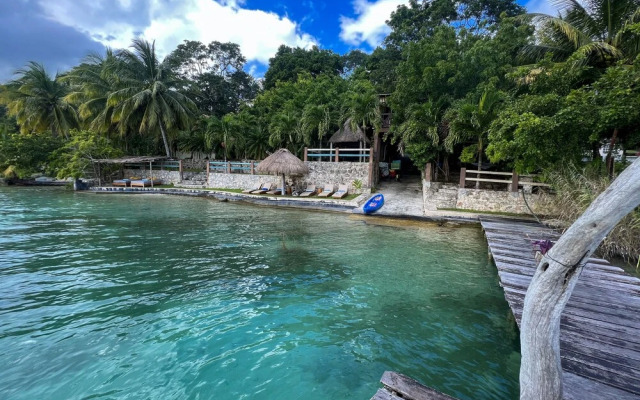 Villa Santuario Lake Front Oasis