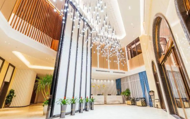 Sovereign Garden Hotel